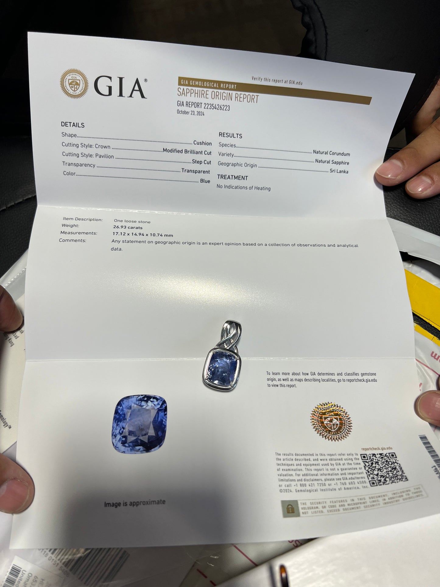 GIA Origin Report Certified 26.9 carat Blue Ceylon Sapphire Platinum Pendant 14k Gold necklace